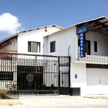 Jer`s Hostal Tumbes Exteriör bild
